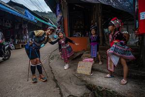 BIB: 
                            <button type="button" onclick="openModal(22795689)" class="btn btn-primary btn-sm float-right btn-popup" data-toggle="modal" data-target=".modal-high-quality">
                        <i class="fas fa-shopping-cart"></i> Add to Cart
                    </button>
                                            <button type="button" onclick="isThisMe(22795689, true)" class="btn btn-success btn-sm float-right btn-popup btn-isme hidden" data-toggle="tooltip" data-placement="bottom" title="นี่คือรูปของคุณใช่ไหม คลิกที่นี่เพื่อเอาเข้าอัลบั้ม">
                        <i class="fas fa-plus"></i> Add to album
                    </button>
                    <button type="button" onclick="isThisMe(22795689, false)" class="btn btn-warning btn-sm float-right btn-popup btn-isnotme hidden">
                        <i class="fas fa-ban"></i> Remove from album
                    </button>